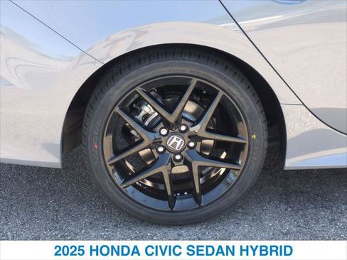 Used 2025 Honda Civic Sport image 11