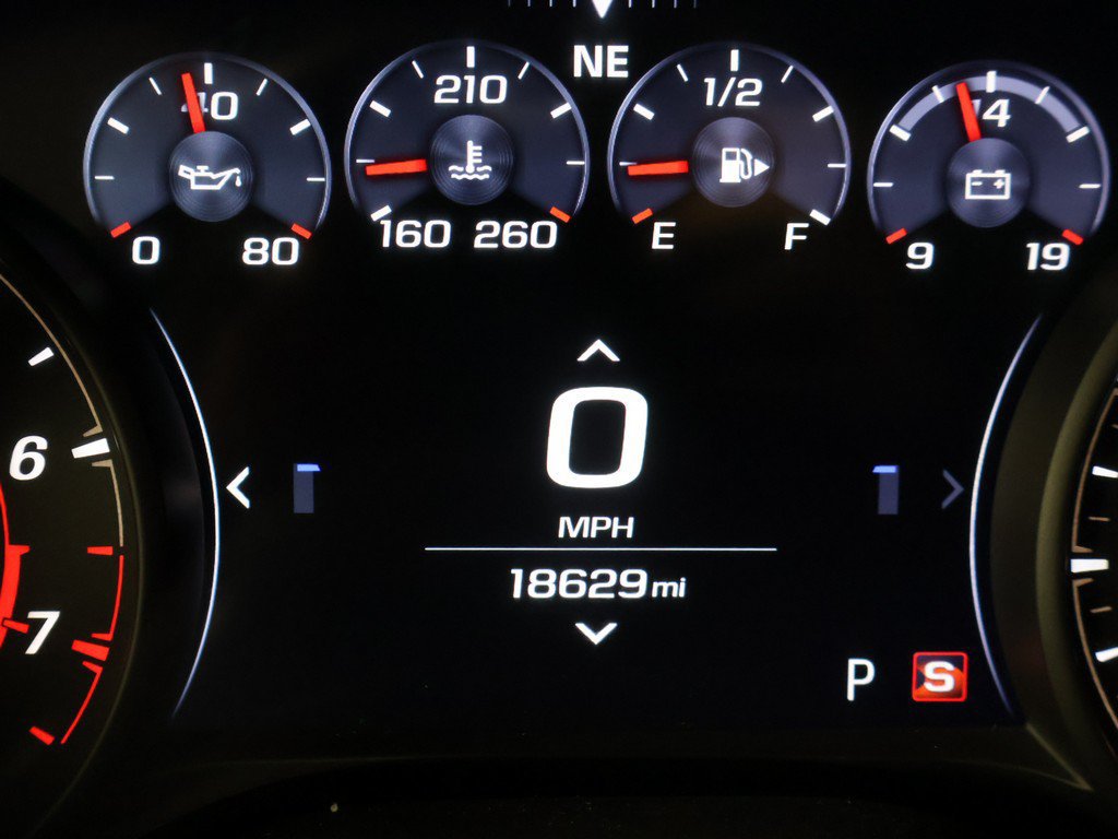 Used 2021 Chevrolet Camaro SS RWD image 28