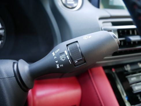 Used 2024 Lexus IS 500 image 25