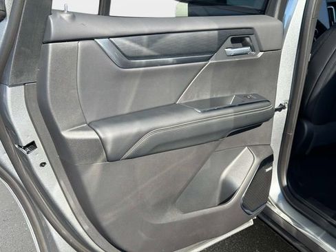 New 2026 GMC Acadia Elevation image 11