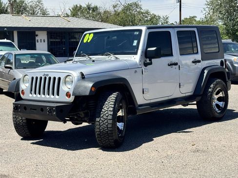 Used 2009 Jeep Wrangler Unlimited X w/ Trailer Tow Group AWD/4WD image 8