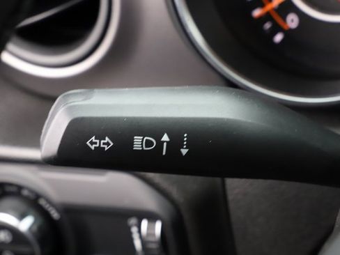 Used 2023 Jeep Gladiator Sport image 33