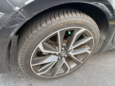 Used 2020 Toyota Corolla SE FWD image 25