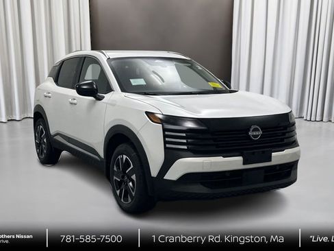 New 2026 Nissan Kicks SV w/ Cold Weather Package image 3