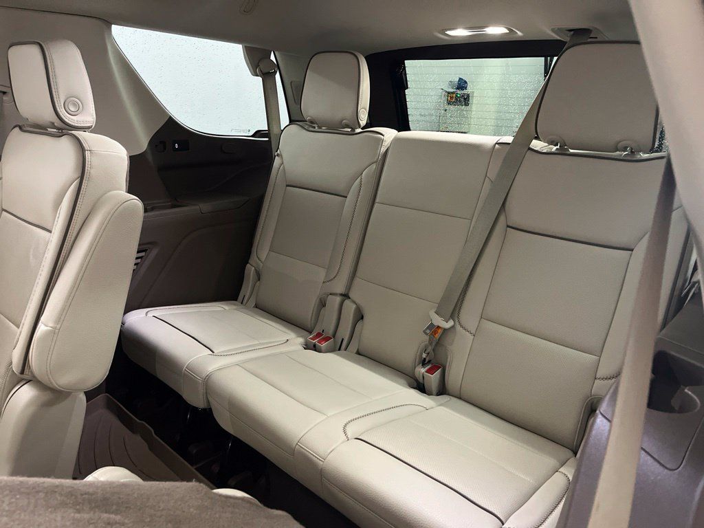Used 2022 GMC Yukon Denali AWD/4WD image 20