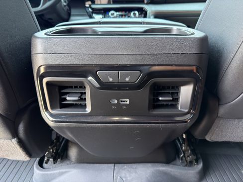 Used 2024 GMC Sierra 3500 AT4 w/ AT4 Premium Plus Package AWD/4WD image 28