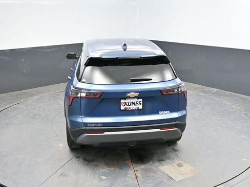 Used 2025 Chevrolet Equinox LT FWD image 28