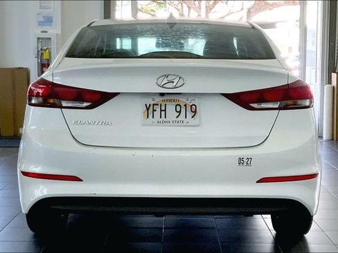 Used 2017 Hyundai Elantra Value Edition FWD image 4