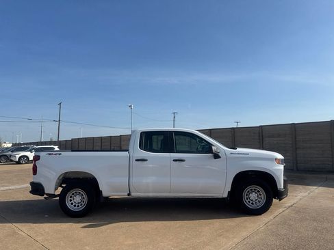 Used 2020 Chevrolet Silverado 1500 W/T w/ Trailering Package AWD/4WD image 24
