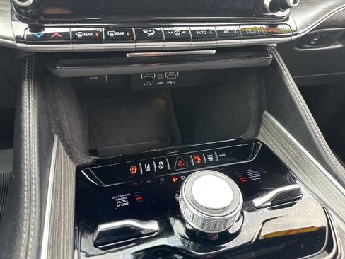 Used 2024 Jeep Wagoneer Series III image 50