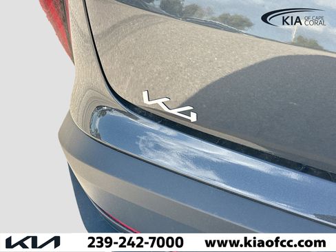 New 2025 Kia K4 LXS image 11