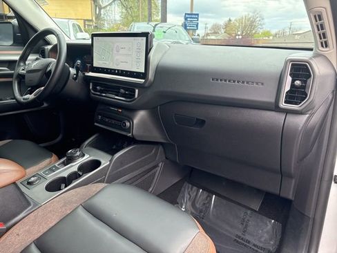 Used 2025 Ford Bronco Sport Outer Banks w/ Outer Banks Tech Package+ AWD/4WD image 25