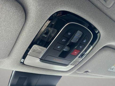 Used 2024 Hyundai Palisade Limited image 36