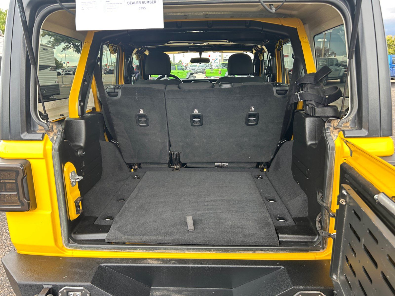 Used 2019 Jeep Wrangler Unlimited Sport AWD/4WD image 31