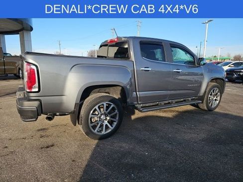 Used 2022 GMC Canyon Denali image 21