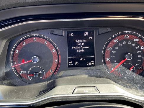 Used 2020 Volkswagen Jetta SE image 8