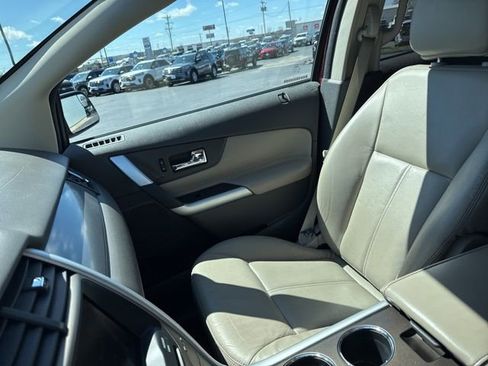 Used 2013 Ford Edge SEL image 21