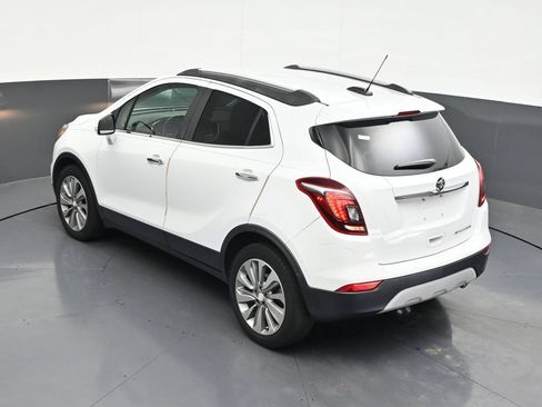 Used 2019 Buick Encore Preferred FWD image 17