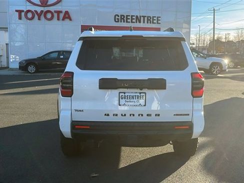 Certified 2025 Toyota 4Runner TRD Off-Road Premium image 6