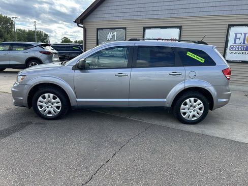 Used 2017 Dodge Journey SE w/ Flexible Seating Group FWD image 8