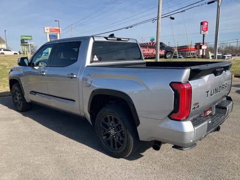 Used 2023 Toyota Tundra Platinum image 5
