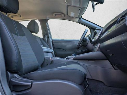 Used 2023 Nissan Leaf S image 19