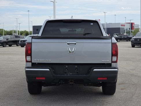 Used 2019 Honda Ridgeline Sport image 16