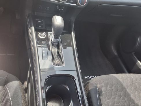 Used 2023 Nissan Kicks SV FWD image 14