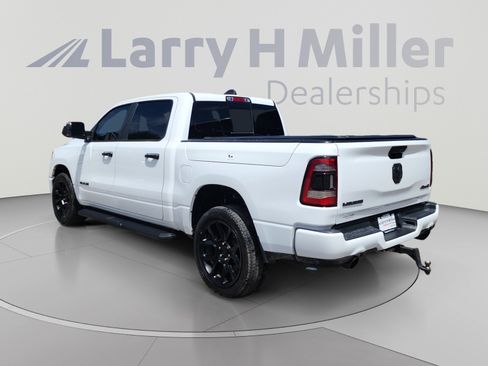 Used 2024 RAM 1500 Laramie AWD/4WD image 3