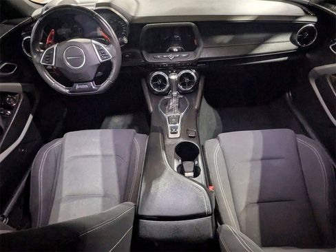 Used 2017 Chevrolet Camaro SS image 17