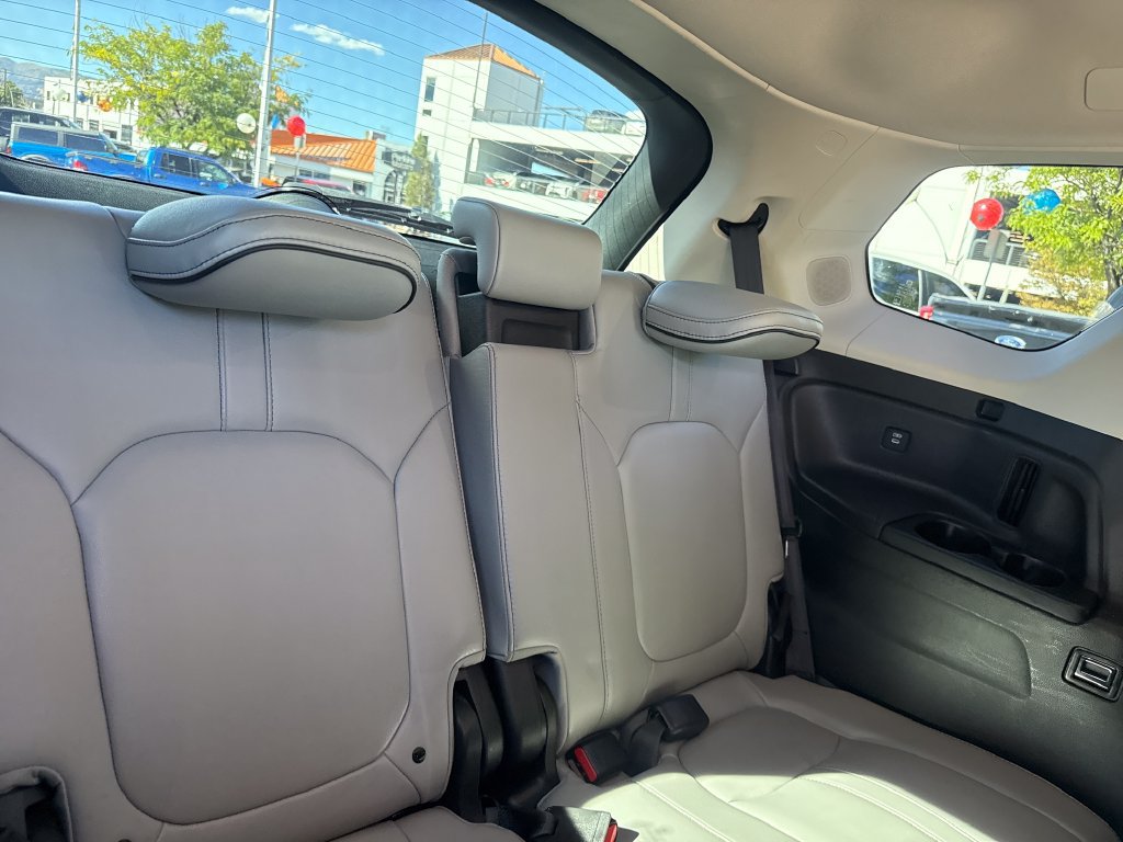 Used 2024 Honda Pilot Elite image 27