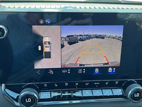 New 2026 Chevrolet Colorado ZR2 w/ Technology Package AWD/4WD image 25