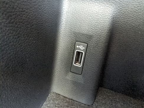 Used 2019 Volkswagen Atlas SE w/ Panoramic Sunroof Package FWD image 39