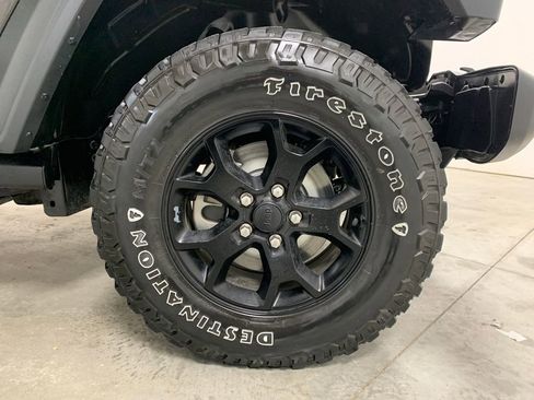 Used 2023 Jeep Wrangler Willys image 27