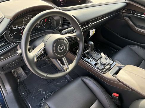 Used 2025 MAZDA CX-30 2.5 Turbo w/ Premium Package image 7