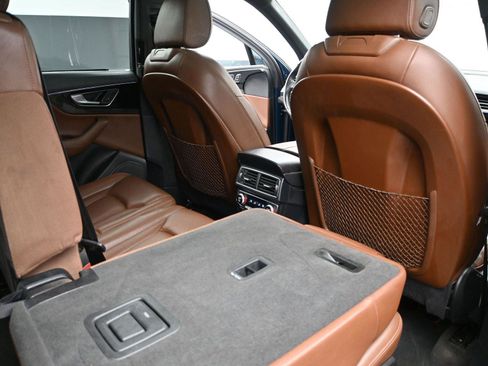 Used 2019 Audi Q7 3.0T Premium Plus w/ Premium Plus Package image 18