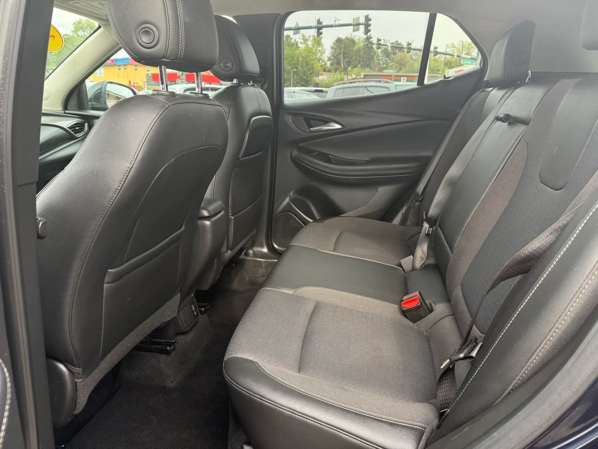 Used 2021 Buick Encore GX Select w/ Experience Buick Package FWD image 13
