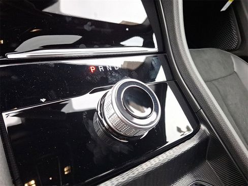 New 2025 Jeep Grand Cherokee L Altitude image 12