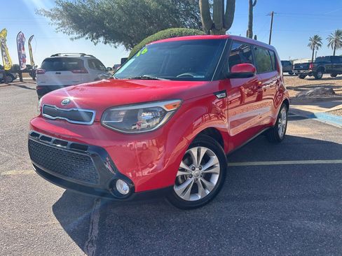 Used 2016 Kia Soul + FWD image 1