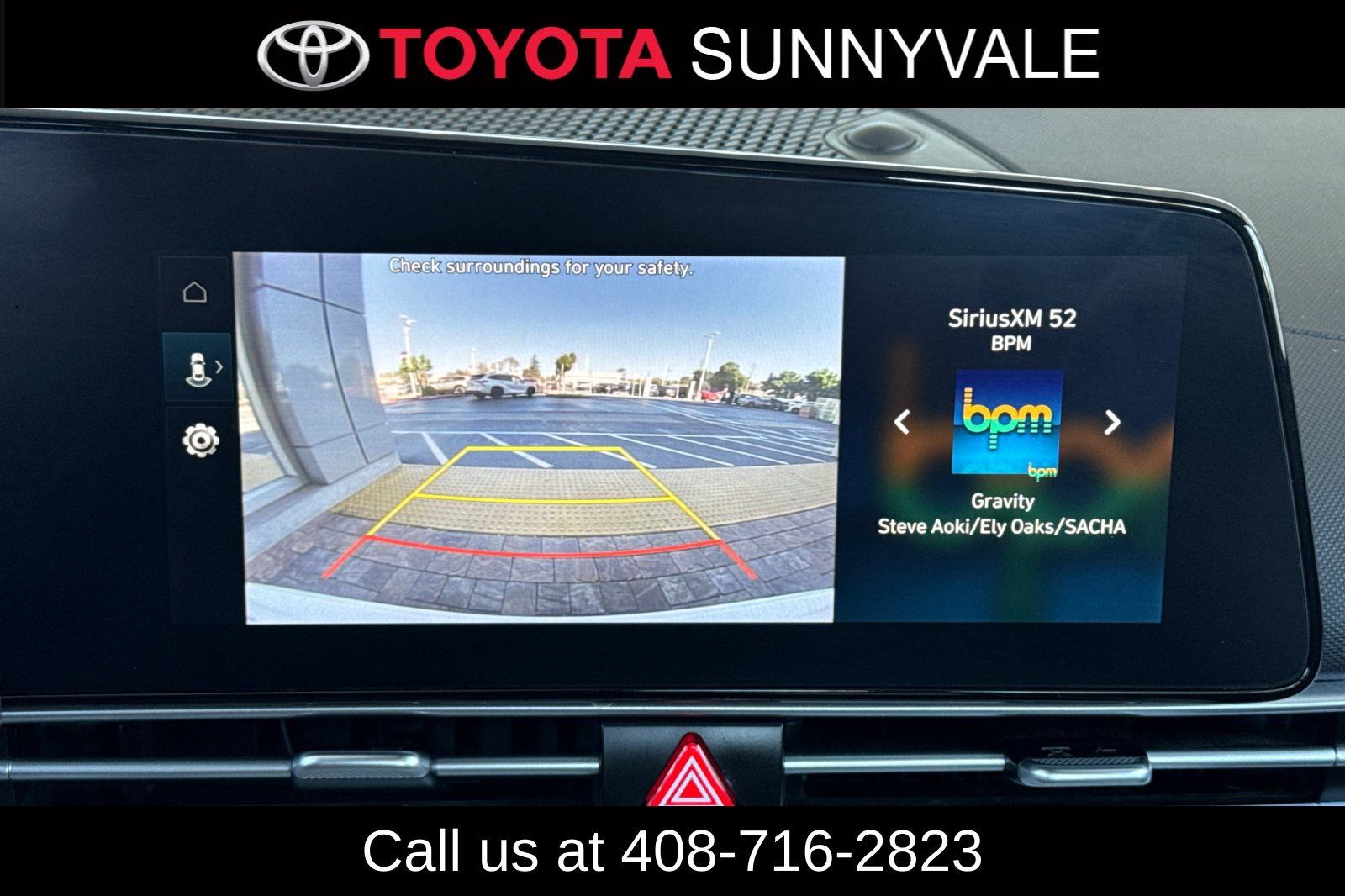 Used 2025 Hyundai Elantra Limited FWD image 23