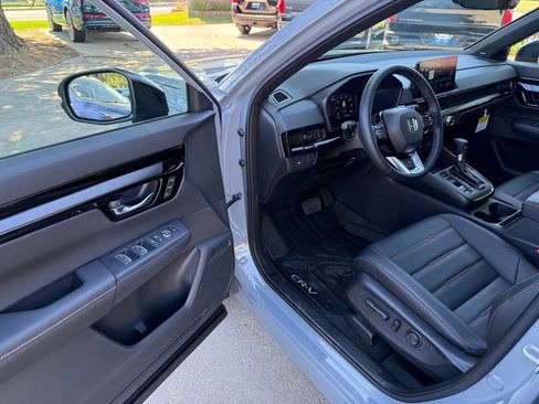 Used 2026 Honda CR-V Sport Touring image 13