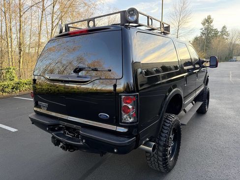 Used 2004 Ford Excursion Limited image 5