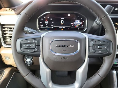 New 2025 GMC Sierra 2500 Denali w/ Denali Reserve Package image 28