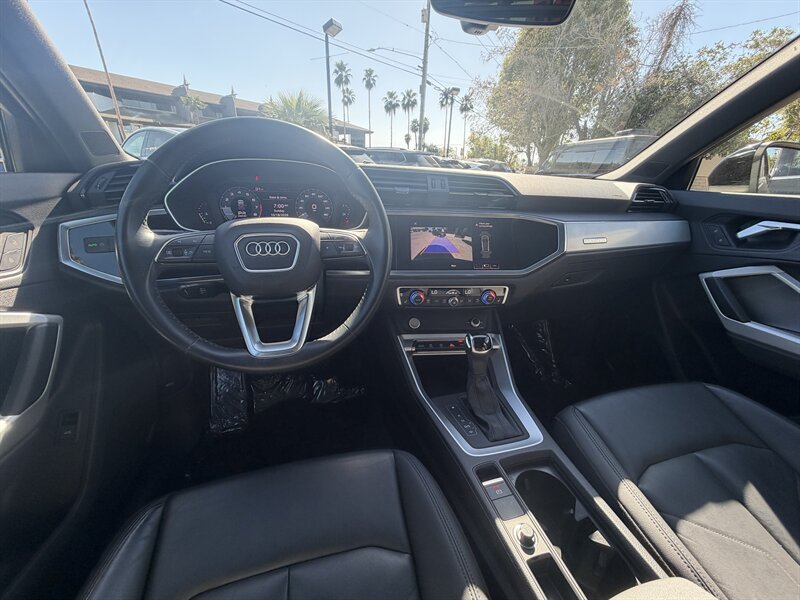 Used 2020 Audi Q3 2.0T Premium AWD/4WD image 16