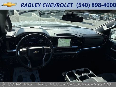 Certified 2025 Chevrolet Silverado 1500 LT AWD/4WD image 6
