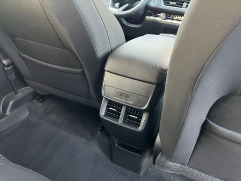 Used 2025 Chevrolet Equinox LT image 23