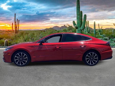 Used 2020 Hyundai Sonata SEL Plus w/ Tech Package FWD image 6