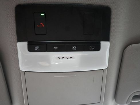 Used 2025 Nissan Altima 2.5 SV FWD image 17