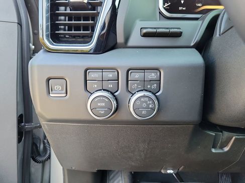 New 2026 GMC Sierra 2500 Denali Ultimate w/ Max Trailering Package AWD/4WD image 13