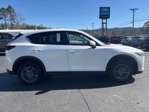 Used 2021 MAZDA CX-5 Touring w/ Touring Preferred SV Package image 3